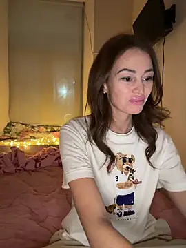 Snapshot of Sindy_Energy chatting on February 1, 2026, 5:22 pm Sindy Energy online show from February 1, 2026, 5:22 pm