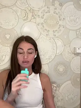 Snapshot of Sindy_Energy chatting on November 6, 2025, 10:08 am Sindy Energy online show from November 6, 2025, 10:08 am