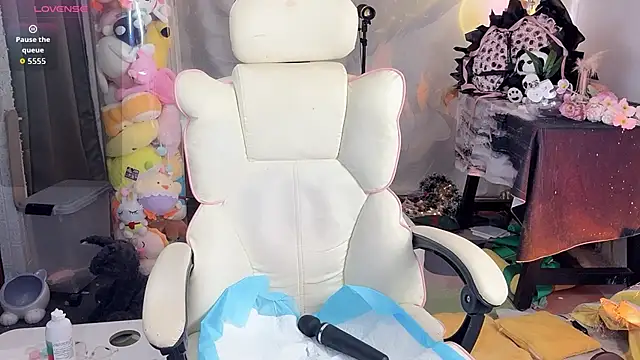 Yahoo-666 online show from December 18, 2025, 3:00 am