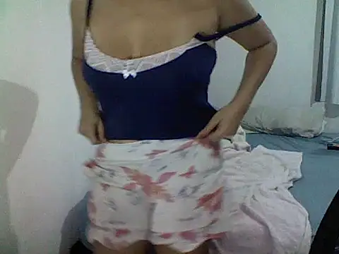 BIADELICIA1 online show from November 3, 2025, 12:09 pm