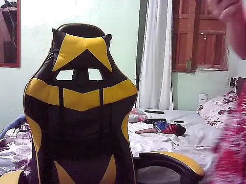 BIADELICIA1 online show from November 14, 2025, 9:02 am