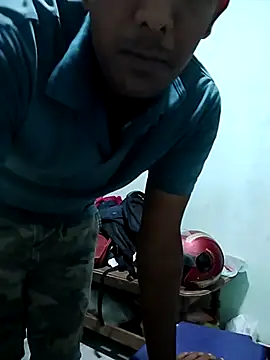 Snapshot of karthiksanjay_dusky chatting on November 1, 2025, 3:50 pm karthiksanjay dusky online show from November 1, 2025, 3:50 pm