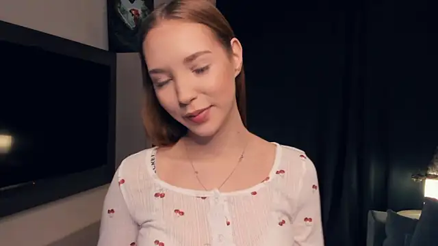 MerlePalaia online show from November 14, 2025, 9:07 pm