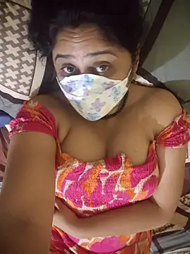 Snapshot of mouni499 chatting on January 5, 2026, 5:49 pm mouni499 online show from January 5, 2026, 5:49 pm