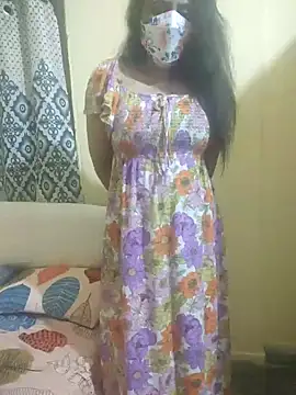 Snapshot of mouni499 chatting on December 22, 2025, 2:50 pm mouni499 online show from December 22, 2025, 2:50 pm