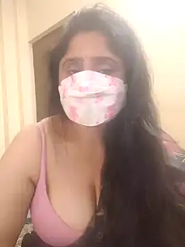 Snapshot of mouni499 chatting on February 14, 2026, 4:29 pm mouni499 online show from February 14, 2026, 4:29 pm