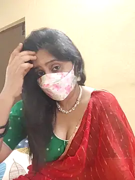 Snapshot of mouni499 chatting on February 6, 2026, 11:17 am mouni499 online show from February 6, 2026, 11:17 am