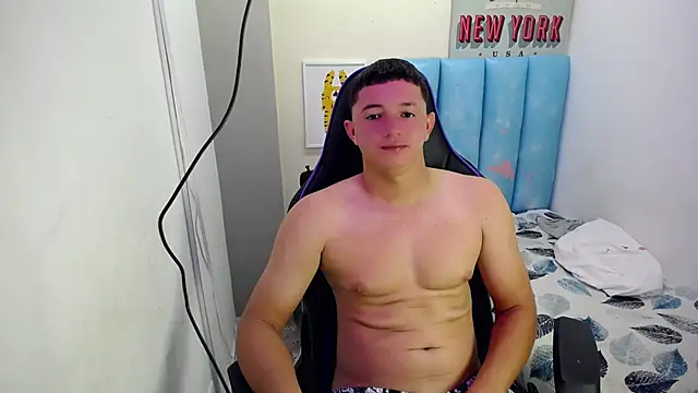 Snapshot of giorgio_box chatting on November 11, 2025, 12:11 pm giorgio box online show from November 11, 2025, 12:11 pm