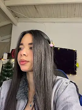 Snapshot of Milleradhara24 chatting on December 19, 2025, 12:36 am Milleradhara24 online show from December 19, 2025, 12:36 am