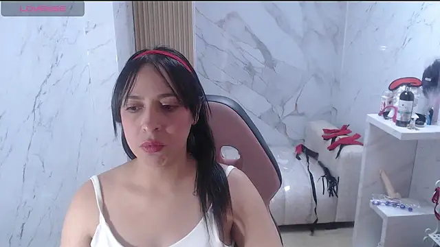 gabriella storm tf online show from April 15, 2026, 7:58 pm