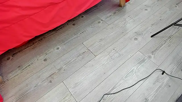 kendra london online show from February 11, 2026, 11:21 am