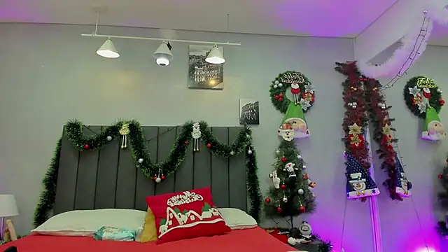 maddy  moon online show from December 20, 2025, 4:26 am