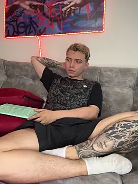 Nick orion online show from November 8, 2025, 1:14 pm