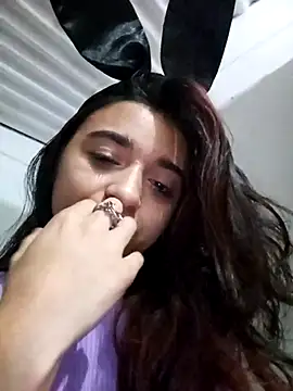 Skarlteth taylor online show from November 8, 2025, 6:39 am