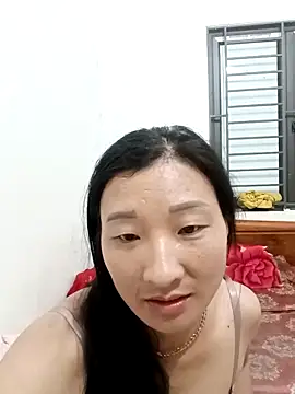 Snapshot of wees-lind chatting on November 9, 2025, 12:42 pm wees-lind online show from November 9, 2025, 12:42 pm