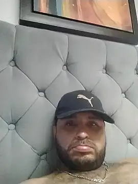 KARNEs24666 online show from November 3, 2025, 1:33 am