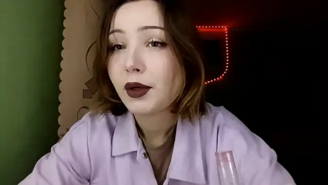 Snapshot of RachelleHeth chatting on November 14, 2025, 3:26 pm RachelleHeth online show from November 14, 2025, 3:26 pm