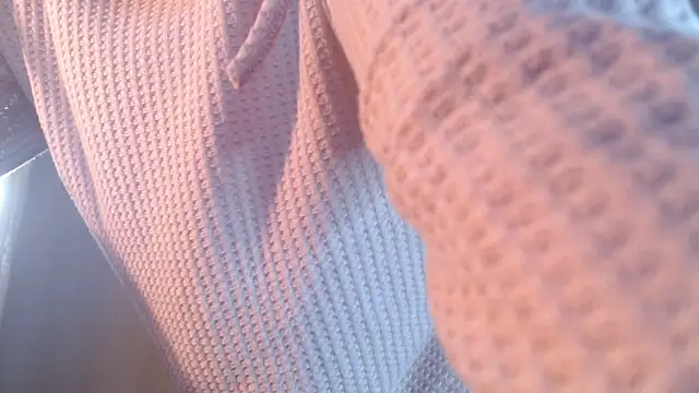 1hardnipples1 online show from April 6, 2026, 4:46 am