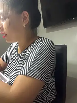 Snapshot of tata_jhonns chatting on November 18, 2025, 9:51 pm tata jhonns online show from November 18, 2025, 9:51 pm