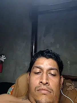 Snapshot of Putitomamador28 chatting on March 1, 2026, 9:37 pm Putitomamador28 online show from March 1, 2026, 9:37 pm