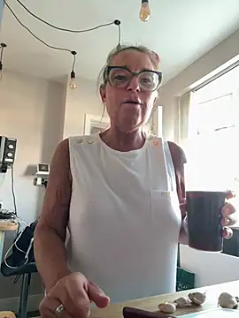 Snapshot of Angel-LinaX chatting on July 8, 2026, 5:46 pm Angel-LinaX online show from July 8, 2026, 5:46 pm