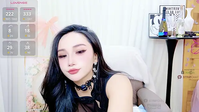 Snapshot of Janaya-88 chatting on May 29, 2026, 12:33 pm Janaya-88 online show from May 29, 2026, 12:33 pm