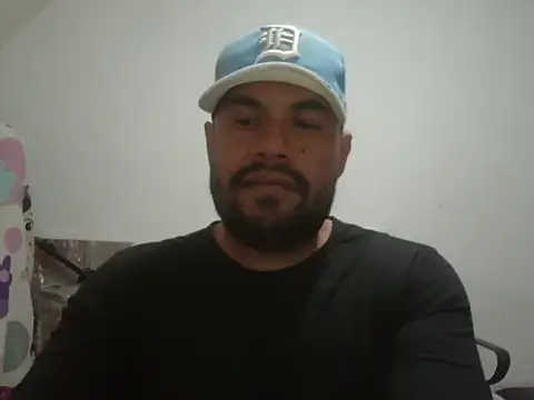 Snapshot of Ramses_36 chatting on March 26, 2026, 7:01 pm Ramses 36 online show from March 26, 2026, 7:01 pm