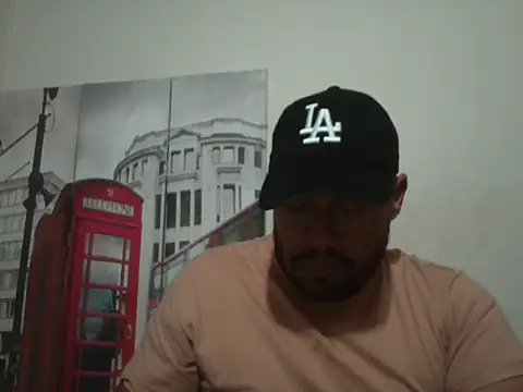 Snapshot of Ramses_36 chatting on November 16, 2025, 9:30 pm Ramses 36 online show from November 16, 2025, 9:30 pm