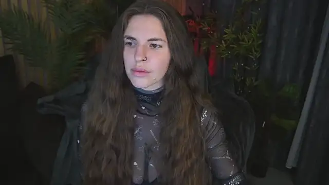 Snapshot of DanielaReign chatting on November 13, 2025, 6:34 pm DanielaReign online show from November 13, 2025, 6:34 pm