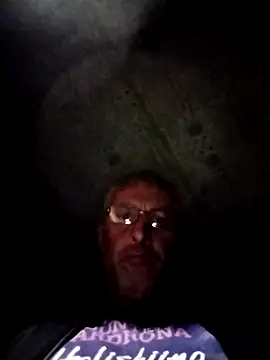 Snapshot of KAXABE11 chatting on November 9, 2025, 5:39 pm KAXABE11 online show from November 9, 2025, 5:39 pm