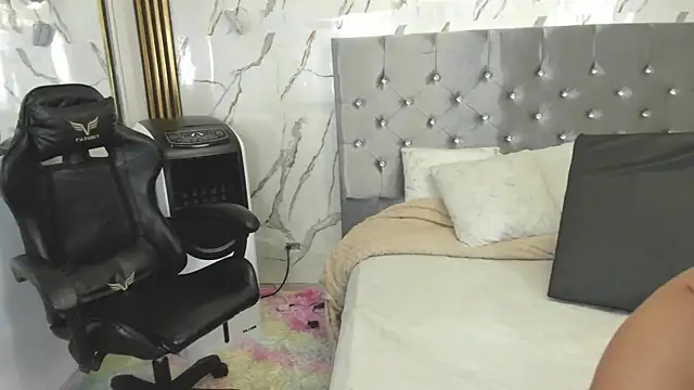 Snapshot of vanessa_saquirt chatting on May 21, 2026, 3:26 am vanessa saquirt online show from May 21, 2026, 3:26 am