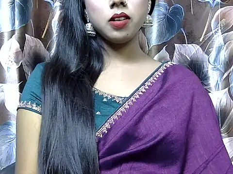 Snapshot of hottest_mahi chatting on November 3, 2025, 4:10 pm hottest mahi online show from November 3, 2025, 4:10 pm