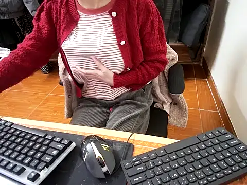 Snapshot of ---Lusi03--- chatting on February 11, 2026, 10:26 am ---Lusi03--- online show from February 11, 2026, 10:26 am