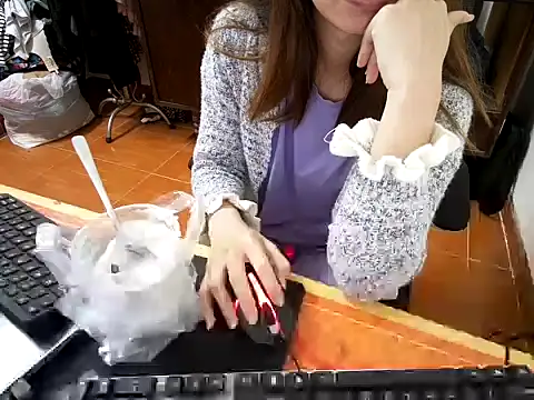 Snapshot of ---Lusi03--- chatting on January 6, 2026, 2:48 am ---Lusi03--- online show from January 6, 2026, 2:48 am