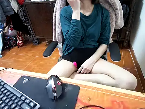 Snapshot of ---Lusi03--- chatting on February 17, 2026, 2:47 pm ---Lusi03--- online show from February 17, 2026, 2:47 pm