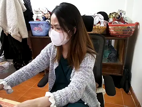 Snapshot of ---Lusi03--- chatting on January 6, 2026, 4:11 pm ---Lusi03--- online show from January 6, 2026, 4:11 pm