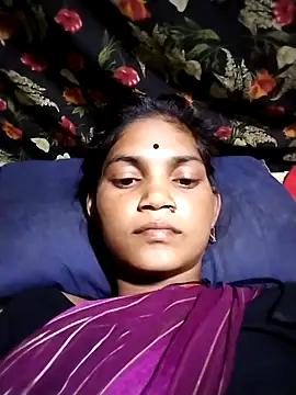 Jooli cuty online show from March 15, 2026, 2:35 pm