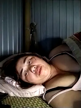 be-yeu online show from December 15, 2025, 8:47 pm