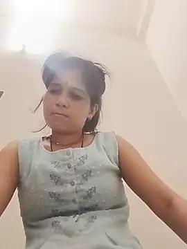 Snapshot of Sanjna_babby chatting on June 10, 2026, 1:23 pm Sanjna babby online show from June 10, 2026, 1:23 pm