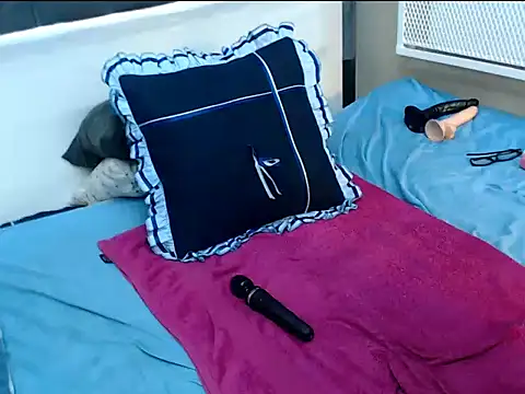 BigAssBBW24 online show from November 12, 2025, 6:50 am