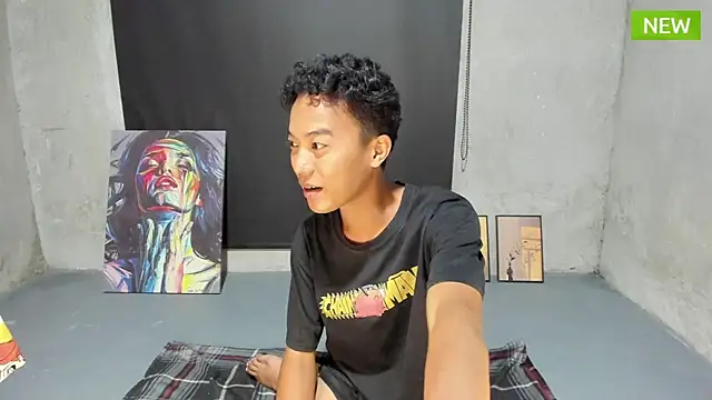 UrBigFatAsianCock online show from November 3, 2025, 12:31 pm