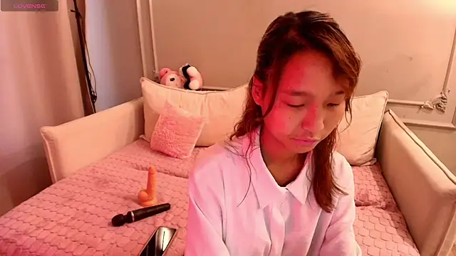 lihnpham online show from March 20, 2026, 1:28 am