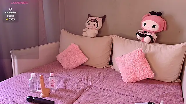 lihnpham online show from March 27, 2026, 3:26 am