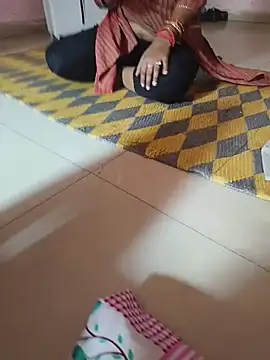 Snapshot of Lailamajnu1996 chatting on February 20, 2026, 7:43 am Lailamajnu1996 online show from February 20, 2026, 7:43 am