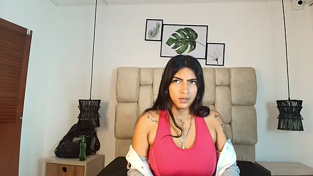 Snapshot of KimberlyFox_t chatting on May 28, 2026, 12:44 pm KimberlyFox t online show from May 28, 2026, 12:44 pm