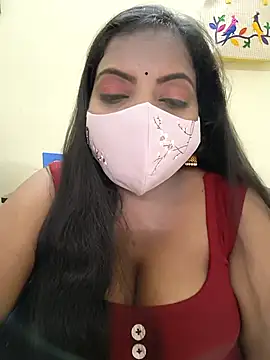 Snapshot of Yuvika66 chatting on November 3, 2025, 6:11 pm Yuvika66 online show from November 3, 2025, 6:11 pm