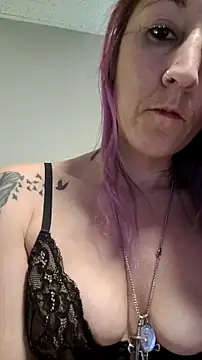 Snapshot of N8tivePride chatting on November 13, 2025, 2:15 am N8tivePride online show from November 13, 2025, 2:15 am