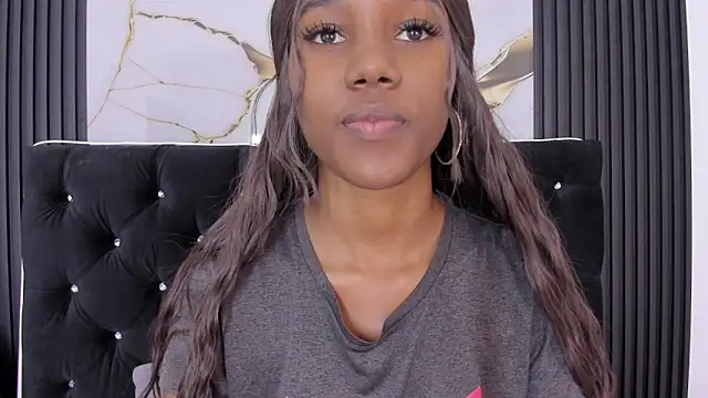 Snapshot of Mia_Devereaux167 chatting on May 2, 2026, 1:05 pm Mia Devereaux167 online show from May 2, 2026, 1:05 pm