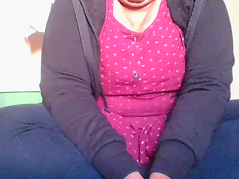 Snapshot of Mathi_cam chatting on December 23, 2025, 6:56 am Mathi cam online show from December 23, 2025, 6:56 am