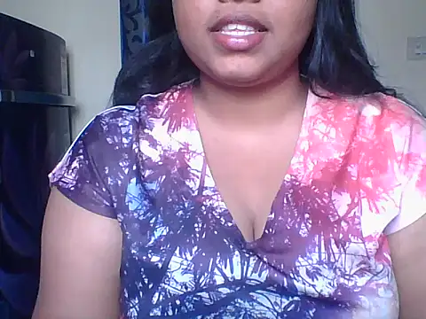 Snapshot of Mathi_cam chatting on January 10, 2026, 5:25 am Mathi cam online show from January 10, 2026, 5:25 am